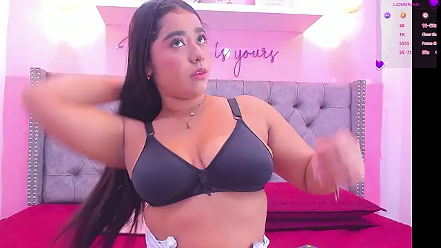 Sophiia 77 online show from 03/28/26, 08:54