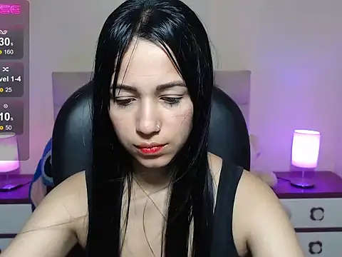 gabyy cute  online show from 10/27/25, 11:00