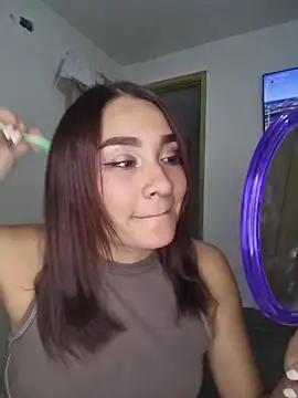 lanasin  online show from 12/14/25, 06:52