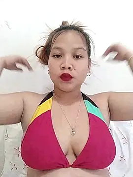 xxsexytitsxx online show from 03/15/26, 05:14