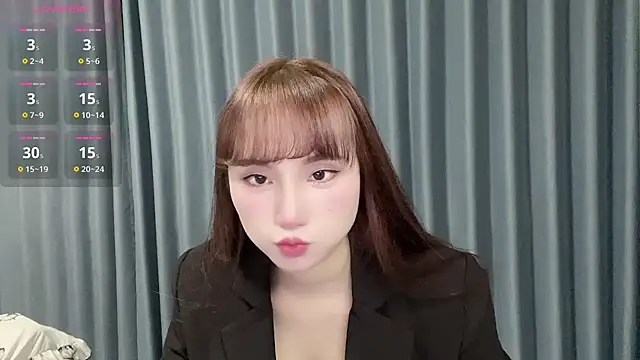 Momo-999 online show from 10/18/25, 03:25