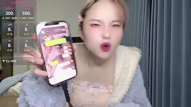 Momo-999 online show from 12/03/25, 04:50