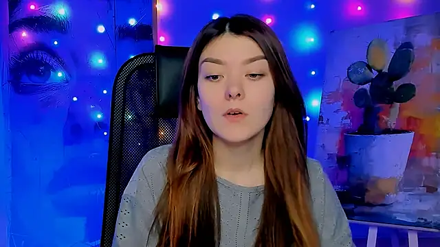 Snapshot of AnaSteisher chatting on 12/14/25, 01:49 AnaSteisher online show from 12/14/25, 01:49