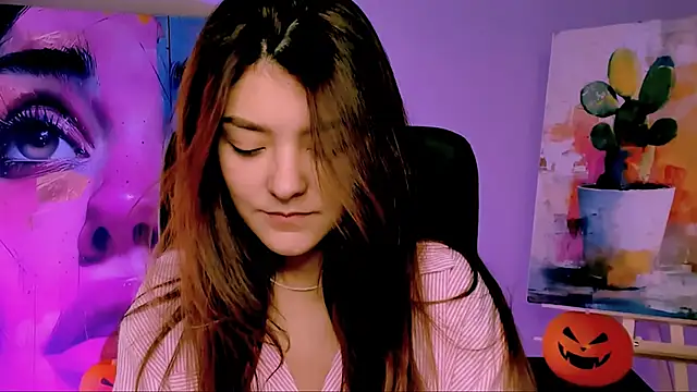 Snapshot of AnaSteisher chatting on 10/31/25, 09:28 AnaSteisher online show from 10/31/25, 09:28