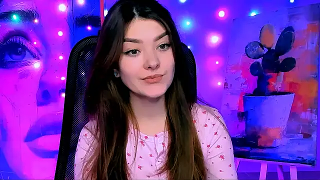 Snapshot of AnaSteisher chatting on 12/18/25, 03:16 AnaSteisher online show from 12/18/25, 03:16