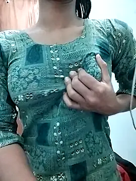 Ratri-Biswas online show from 03/10/26, 04:11