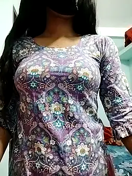 Ratri-Biswas online show from 06/24/26, 11:02