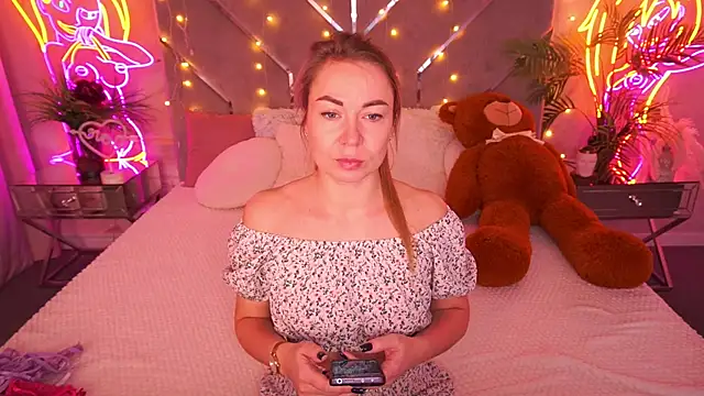 VixenMuse online show from 02/08/26, 09:01