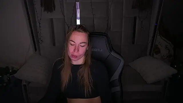 VixenMuse online show from 03/05/26, 09:11