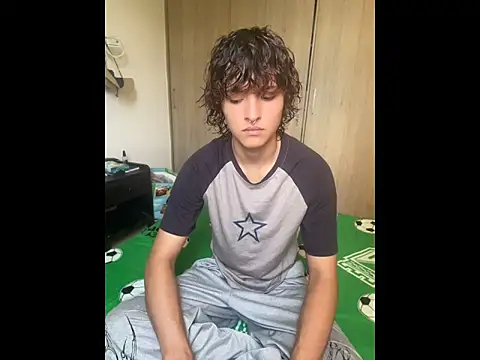 JoelnClouds online show from 05/20/26, 05:10