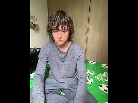 JoelnClouds online show from 05/21/26, 05:21