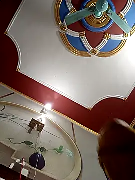 Snapshot of Vanshika1432 chatting on 10/25/25, 05:35 Vanshika1432 online show from 10/25/25, 05:35