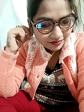 Snapshot of Vanshika1432 chatting on 12/18/25, 05:12 Vanshika1432 online show from 12/18/25, 05:12