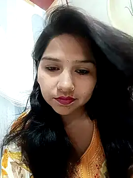 Snapshot of Vanshika1432 chatting on 10/21/25, 05:51 Vanshika1432 online show from 10/21/25, 05:51