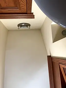 titi23557 online show from 10/25/25, 07:47