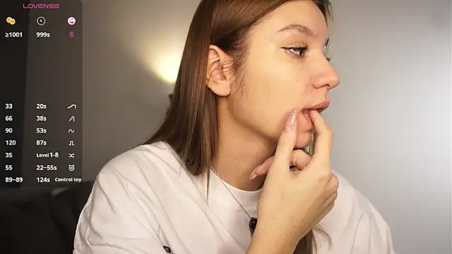 Snapshot of BrynnHolverson chatting on 01/07/26, 07:19 BrynnHolverson online show from 01/07/26, 07:19