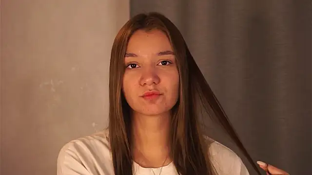 BrynnHolverson online show from 10/16/25, 07:11