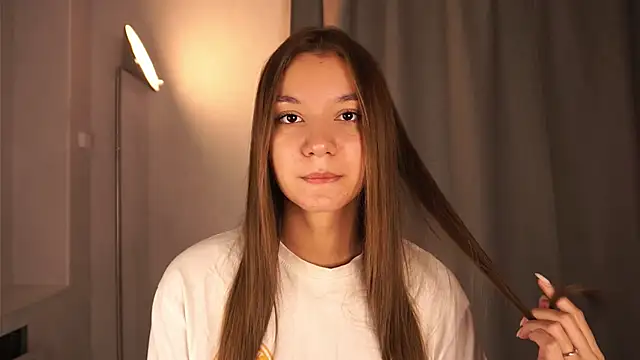 BrynnHolverson online show from 10/20/25, 05:13