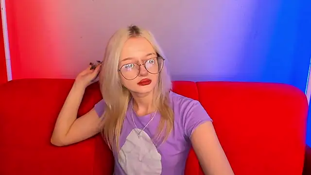 AlessaKiss online show from 02/08/26, 01:47