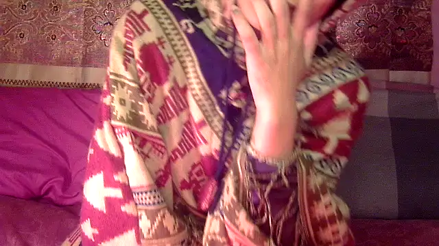 fairyy tale online show from 12/22/25, 08:31