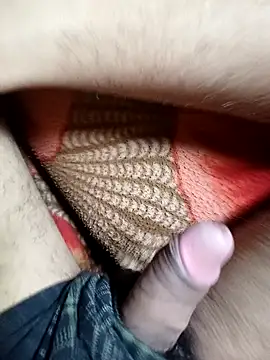 Soumyajit129ommk online show from 11/04/25, 02:48