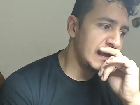 Snapshot of DarkTheKing chatting on 10/19/25, 12:08 DarkTheKing online show from 10/19/25, 12:08