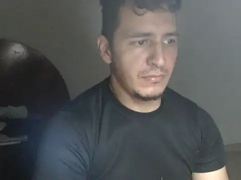 Snapshot of DarkTheKing chatting on 10/23/25, 03:21 DarkTheKing online show from 10/23/25, 03:21