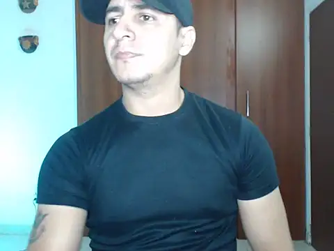 Snapshot of DarkTheKing chatting on 01/14/26, 05:33 DarkTheKing online show from 01/14/26, 05:33