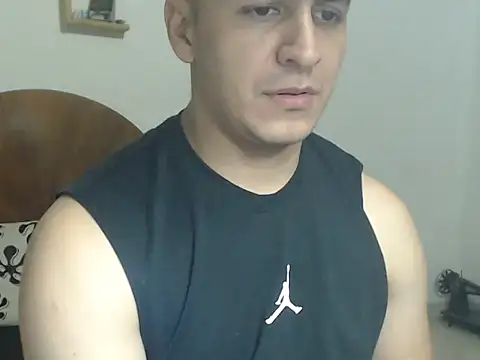 Snapshot of DarkTheKing chatting on 11/11/25, 05:35 DarkTheKing online show from 11/11/25, 05:35