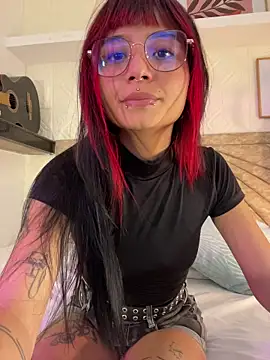Emma duff online show from 04/28/26, 07:29