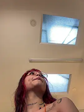 Emma duff online show from 05/19/26, 07:43