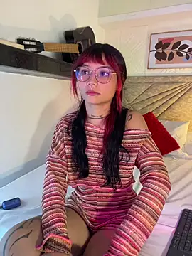 Emma duff online show from 04/11/26, 07:39