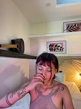 Emma duff online show from 03/28/26, 07:37