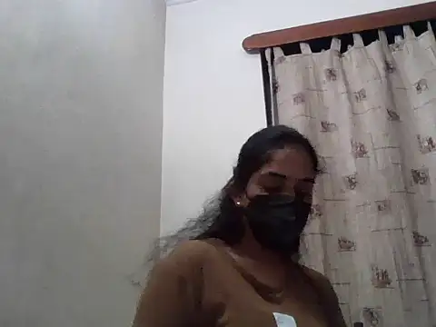 shainiasha1 online show from 10/17/25, 03:14