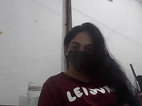 shainiasha1 online show from 10/16/25, 04:59