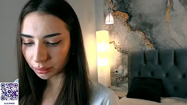 Chloewilldd online show from 11/04/25, 02:26