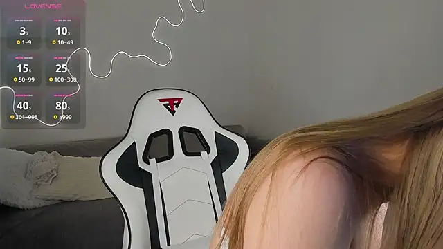 bella xx   online show from 01/12/26, 03:13