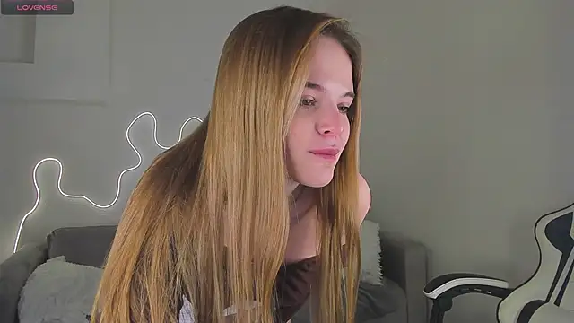 bella xx   online show from 02/28/26, 03:17