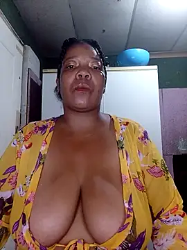 boobsqueenxo online show from 11/06/25, 09:57