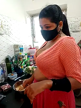 Cuty-Lina online show from 11/23/25, 08:02