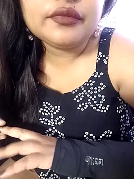 Cuty-Lina online show from 11/24/25, 04:01