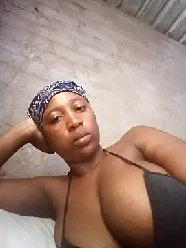 Bretbooty23 online show from 11/10/25, 09:14