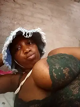 Bretbooty23 online show from 10/29/25, 09:41