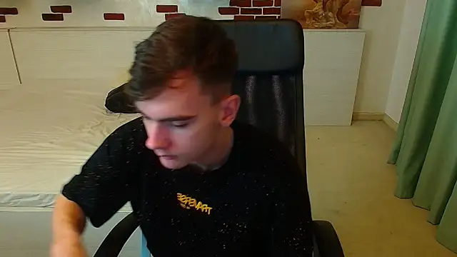 BradyFlint online show from 12/01/25, 05:41