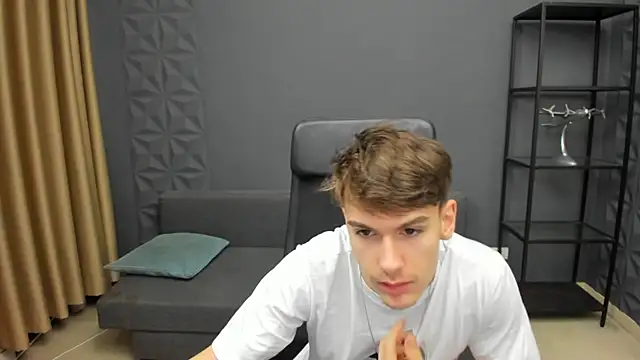 BradyFlint online show from 04/03/26, 04:41