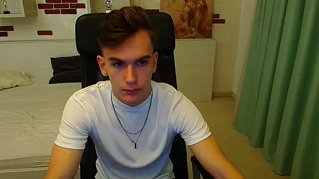 BradyFlint online show from 10/21/25, 04:23