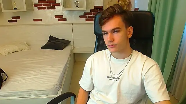 BradyFlint online show from 10/31/25, 06:21