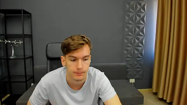 BradyFlint online show from 04/21/26, 04:30