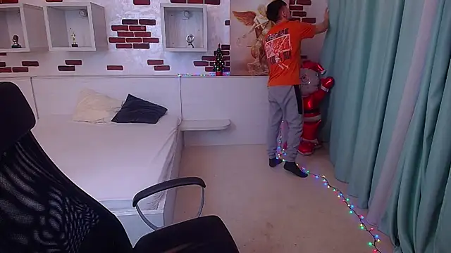 BradyFlint online show from 12/15/25, 06:08