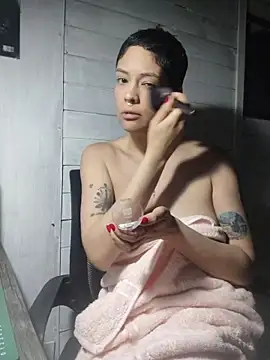 Snapshot of Natimiau chatting on 11/18/25, 05:27 Natimiau online show from 11/18/25, 05:27